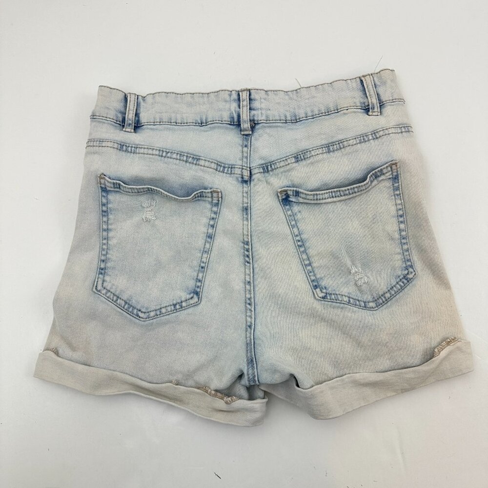 U2B Urban Basics Distressed Cuffed 3" Inseam Women's size 9 Blue Denim Shorts - Picture 3 of 3